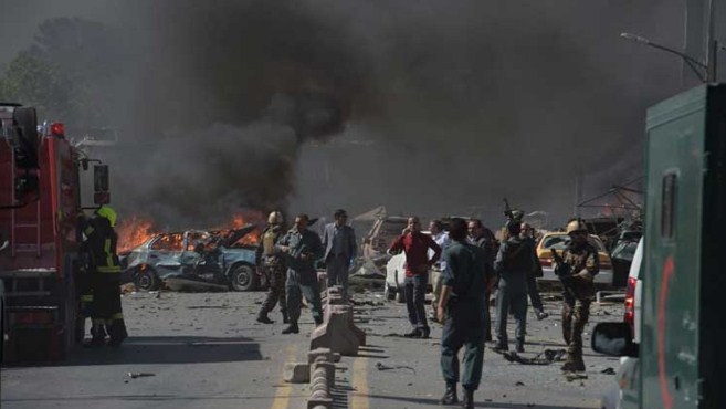 انفجارات تهز عددا من مراكز التصويت