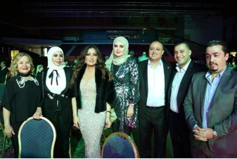 عمان الاهلية تكرم الفائزين بجائزة د.أحمد