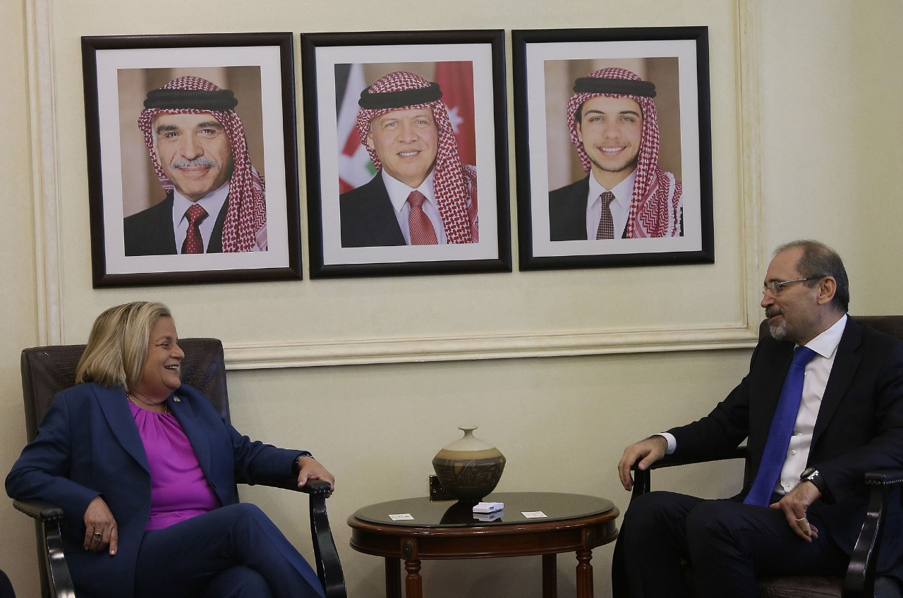 الصفدي يلتقي اليانا روس