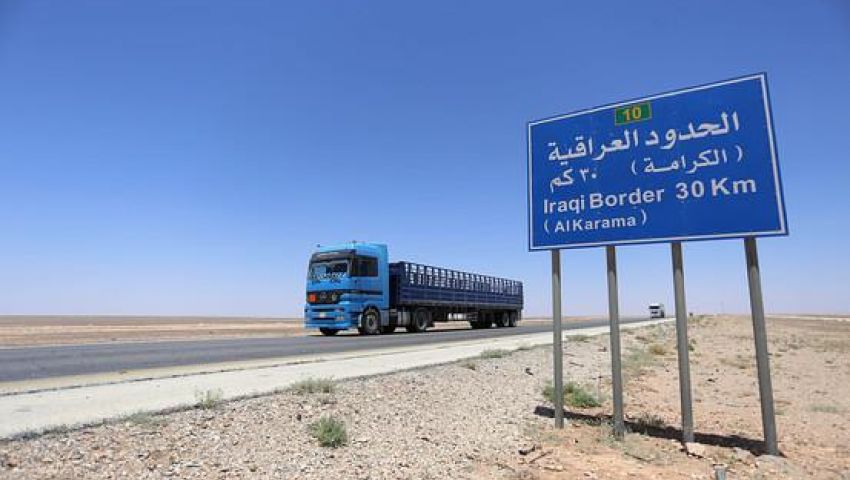 العراق يسعى لإعادة فتح طريق بري