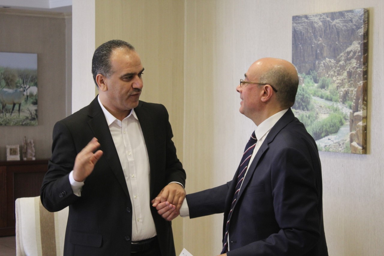 وزير البيئة يستقبل السفير التونسي (صور)