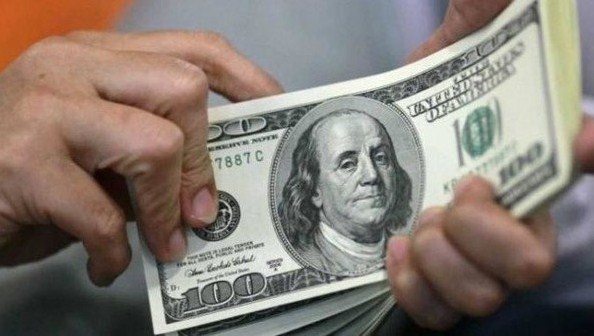 ارتفاع الدولار عالميا