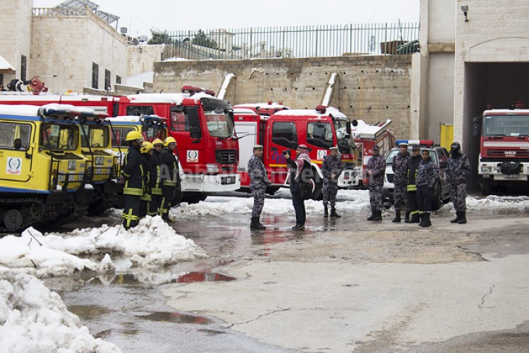 الدفاع المدني يقدم خدماته لـ 380