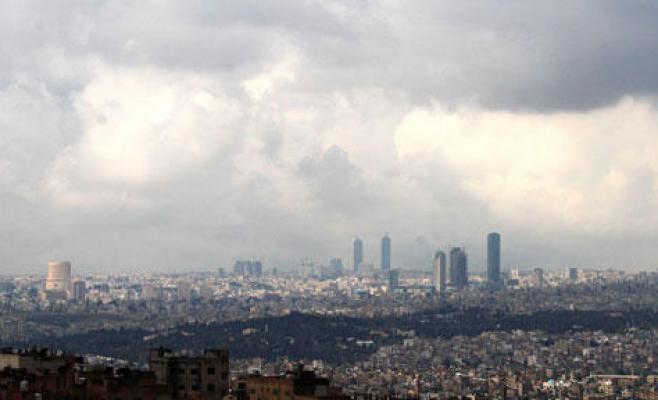 طقس معتدل اليوم ومنخفض جوي يؤثر