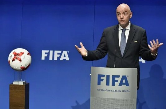 إنفانتينو يخطط لإقامة «كاس عالم مصغرة»