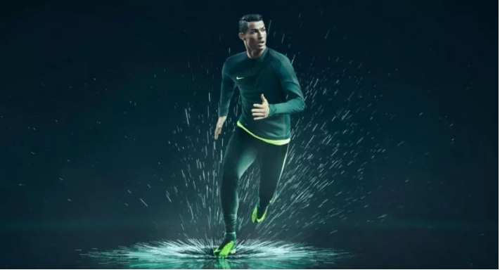 نصف مليار دولار تضع رونالدو على