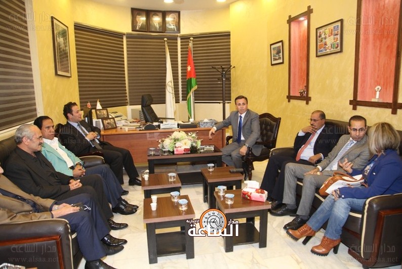 وزير الثقافة في حوار مفتوح مع