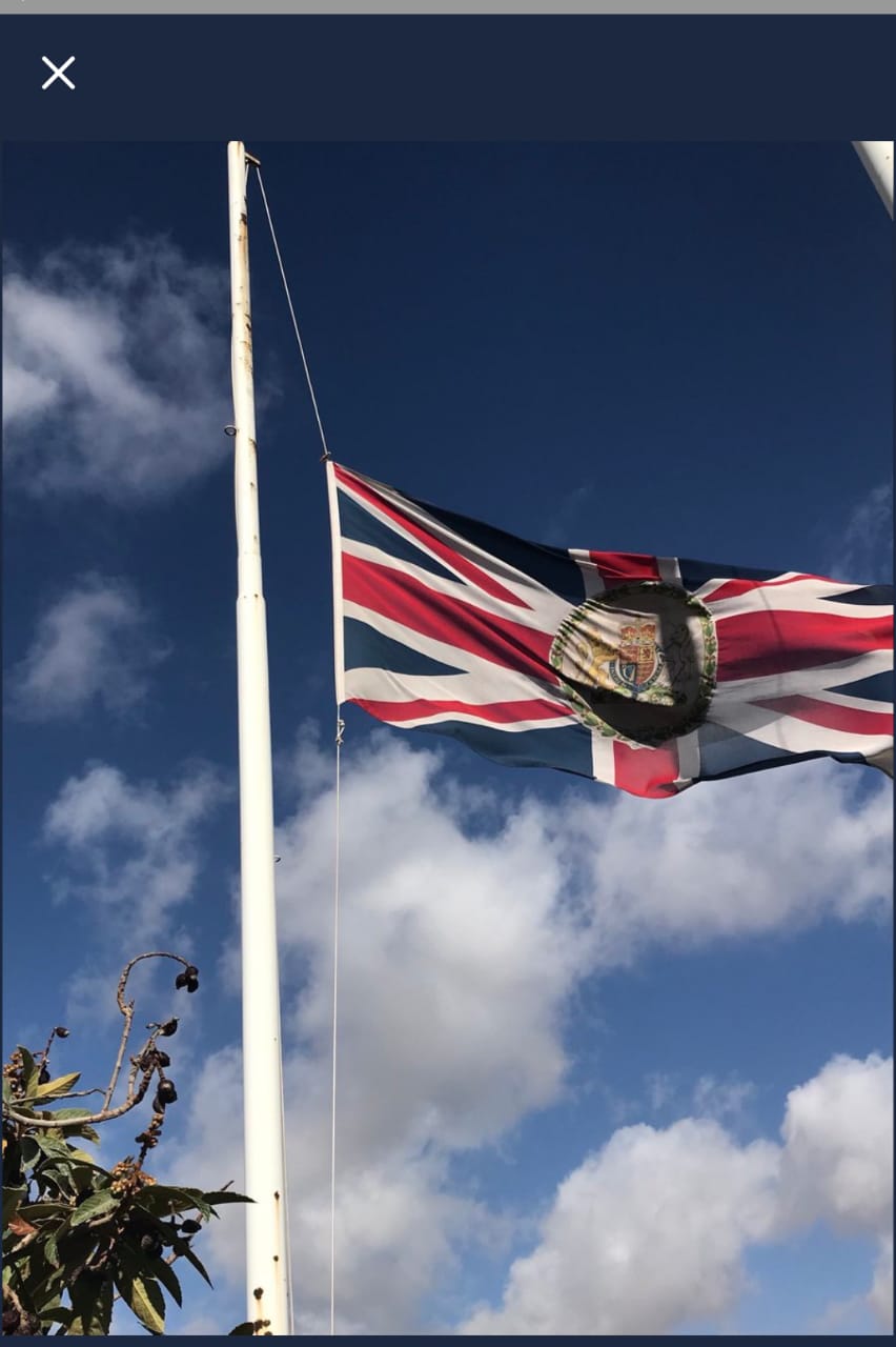 السفارة البريطانية في الأردن تنكس أعلامها