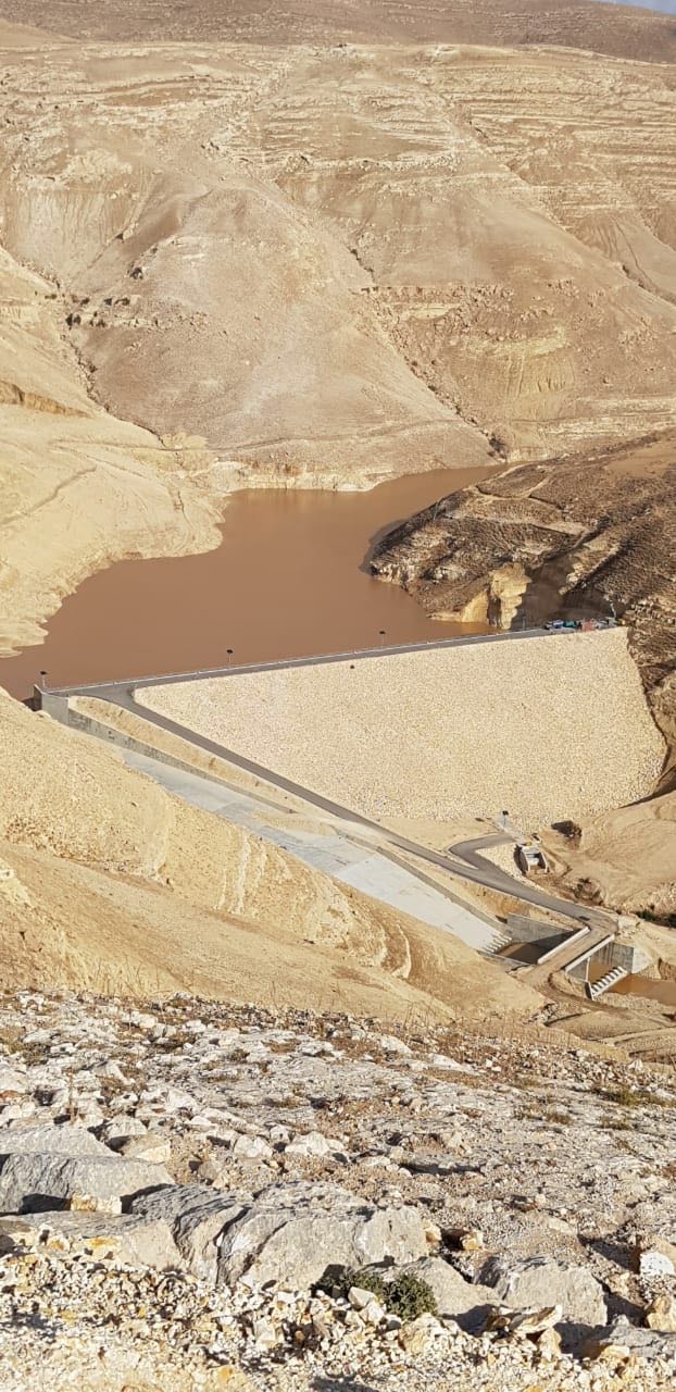 صور تظهر سد زرقاء ماعين اليوم