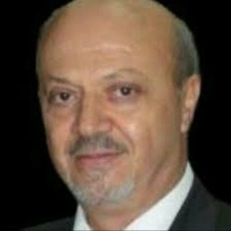 أ.د هشام مناع عميدا لكلية الاداب