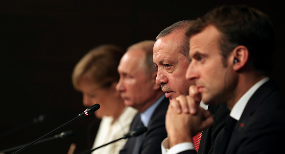 بوتين: نحتفظ بحق مساعدة دمشق في