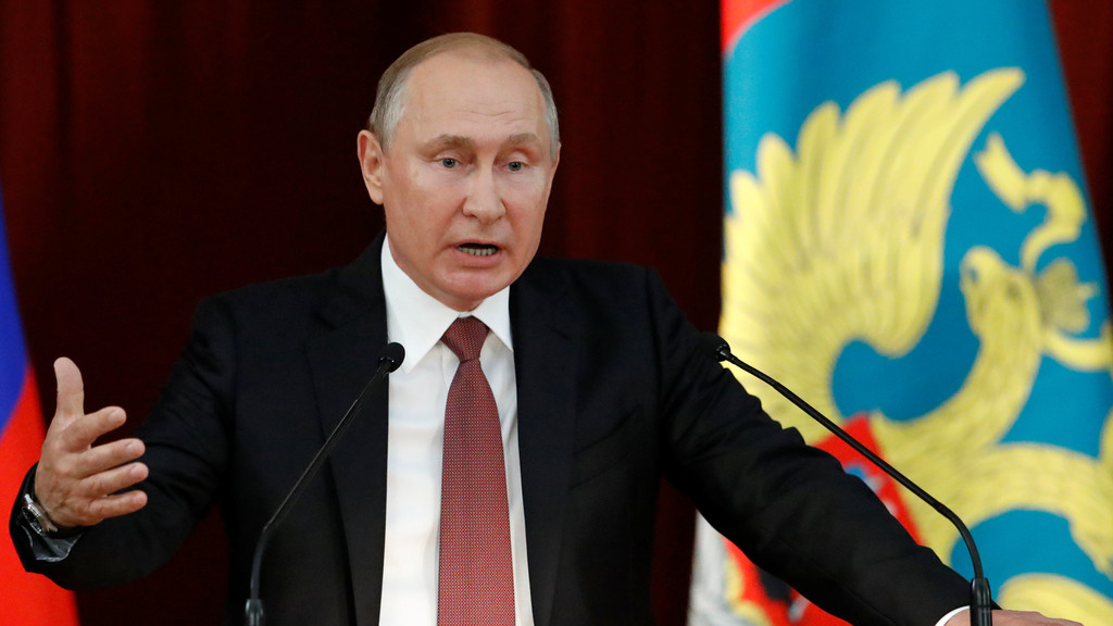 الرئيس الروسي يعزي الملك بضحايا حادثة