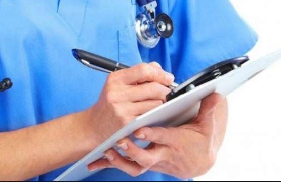 «الممرضين» تتفق مع «الصحة» على رفع