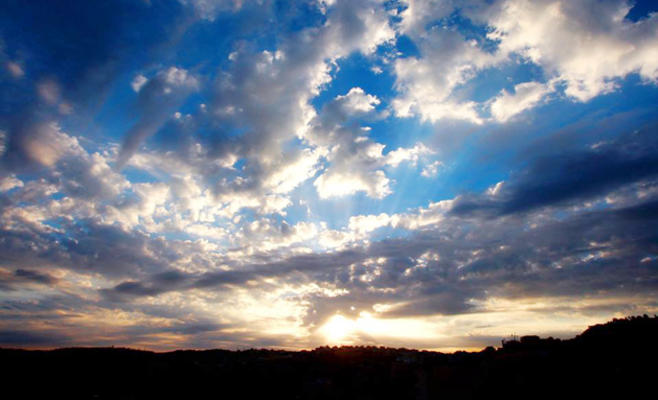 أجواء مائلة للبرودة بأغلب مناطق المملكة