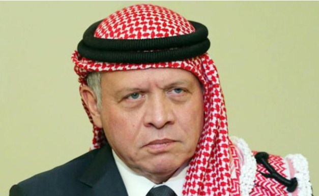 الملك يتلقى برقيات تعزية من قادة