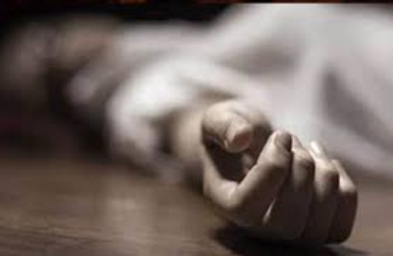 العثور على أربعيني متوفيا في منزله