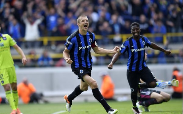 كلوب بروج يحافظ على القمة البلجيكية