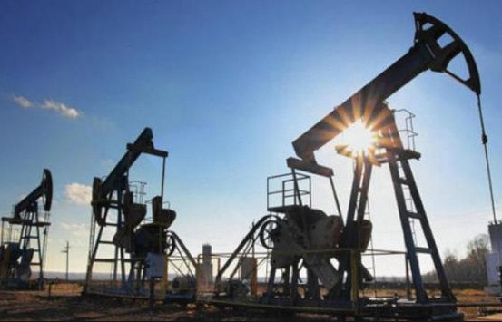 تراجع أسعار النفط عالميا