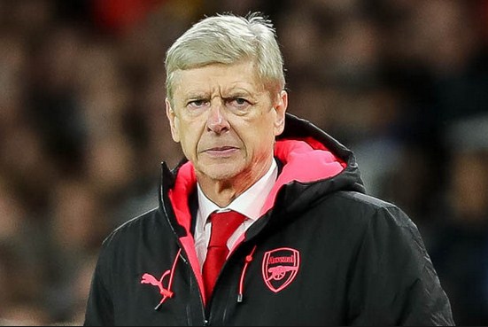 فينجر يغلق باب البريميرليج