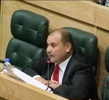 العودات: وزيران أعلنا تقديم استقالتيهما أثناء