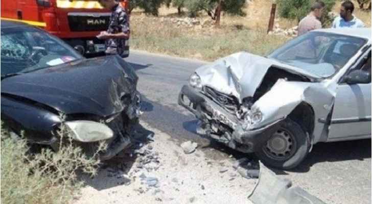 11 إصابة بحادثي سير منفصلين في