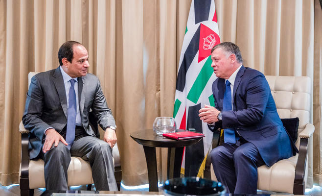 الملك يعزي الرئيس المصري