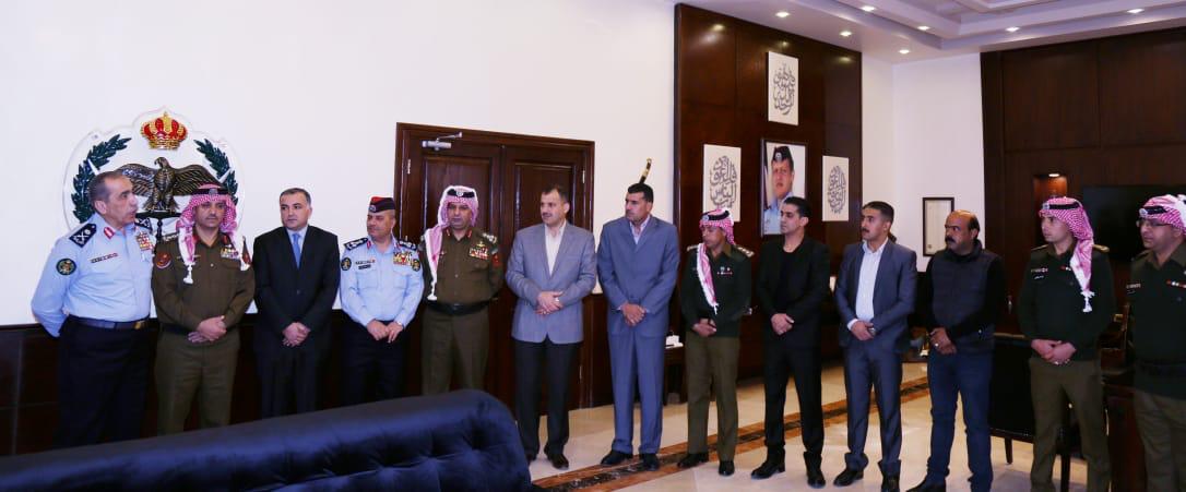 الحمود يكرّم فريقا تحقيقيا كشف ملابسات