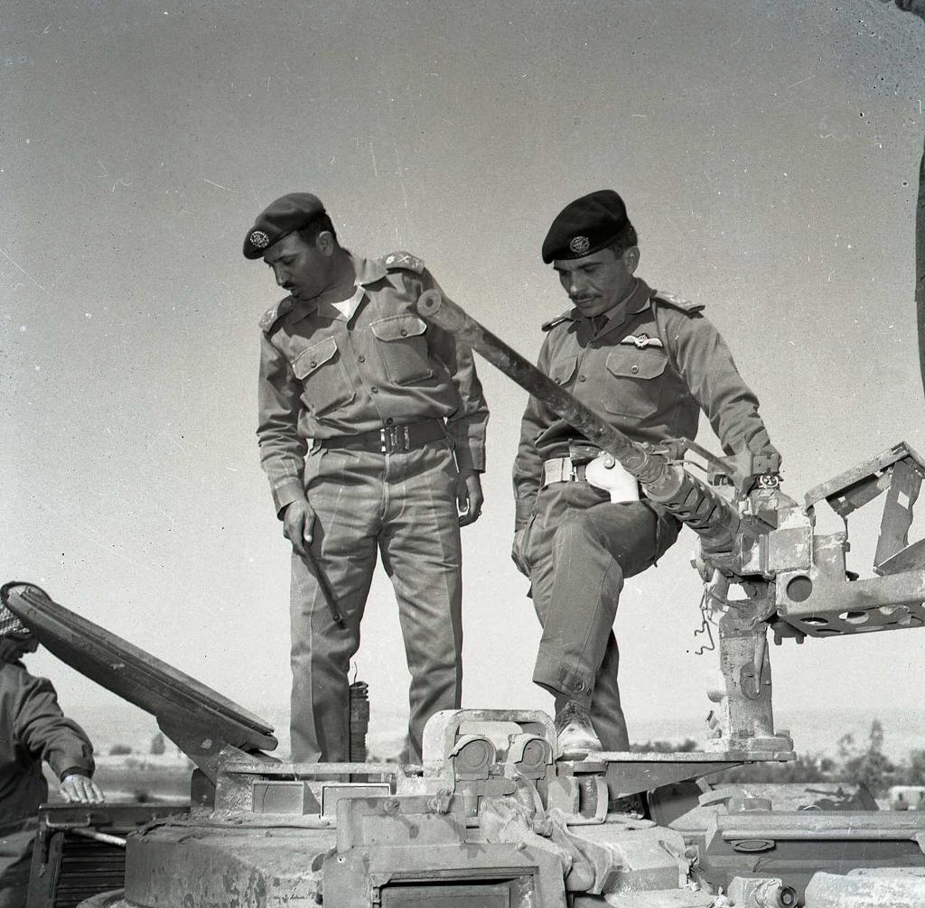 الذكرى 17 لرحيل الفريق الجازي بطل