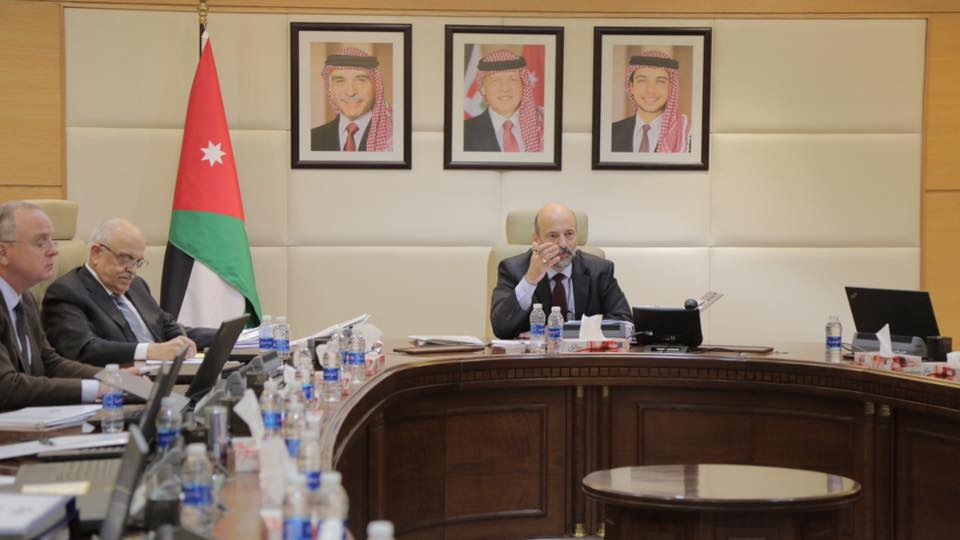 الحكومة تقرّ إعفاءات من الغرامات المستحقّة