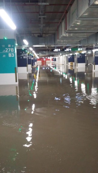 عطلة رسمية بالكويت بسبب الأحوال الجوية