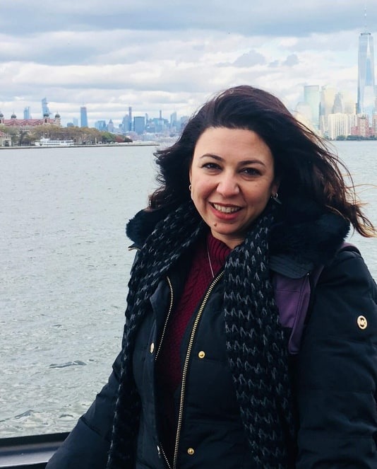 الجيوسي مديرة قسم الاعلام والاتصال في