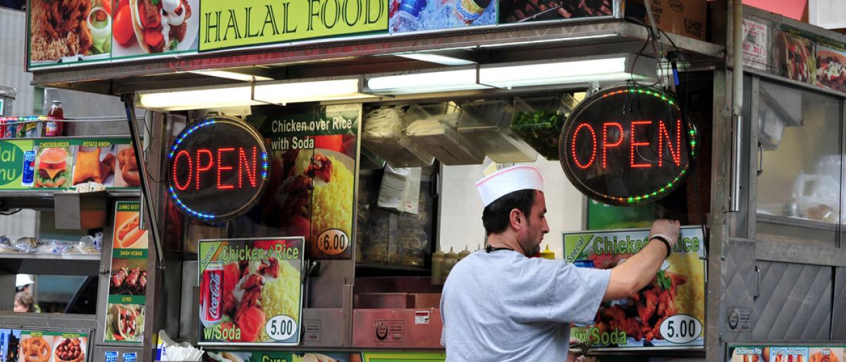 ’سوق الحلال‘ العالمي.. ليس للمسلمين فقط