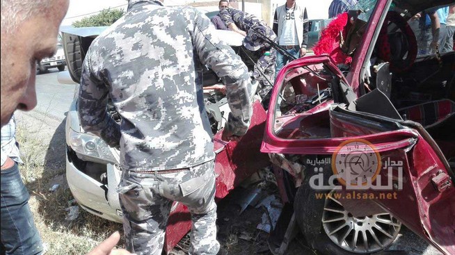 إصابة  (9) أشخاص اثر حادث تصادم 