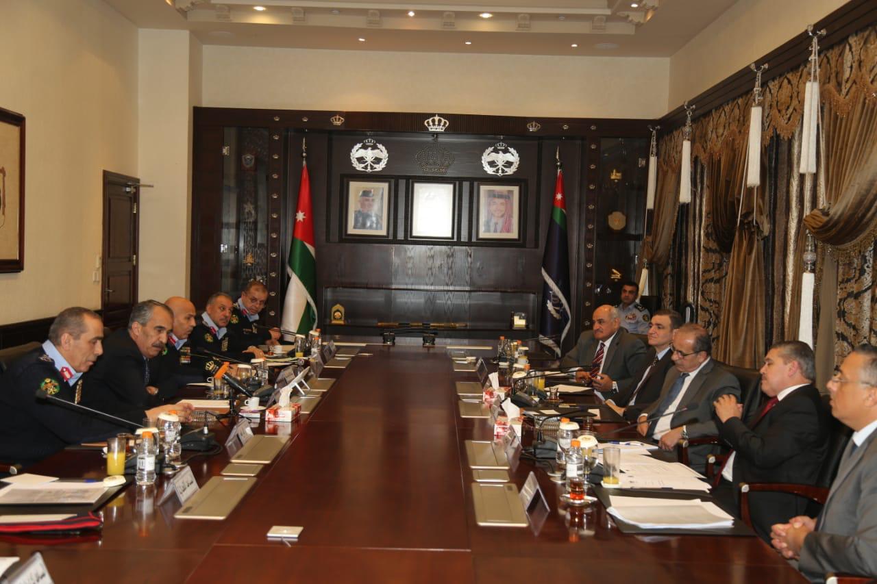 اجتماع في الأمن.. مبيضين والمصري والحمود