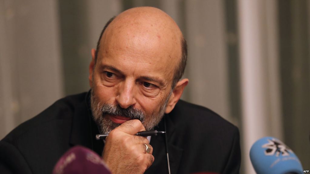 رئيس الوزراء عمر الرزاز في «إدارة