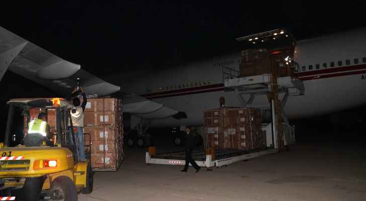 وصول طائرتي مساعدات إماراتية لمتضرري الحالة