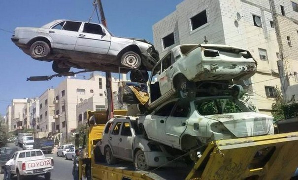 1346 هيكل ومركبة مهجورة رفعت في