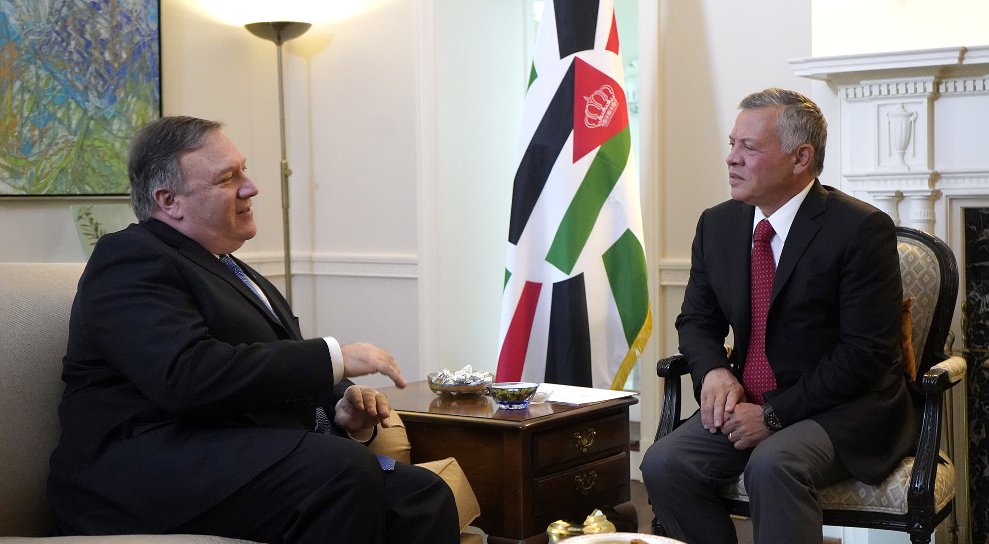 الملك يؤكد ضرورة وقف العدوان على