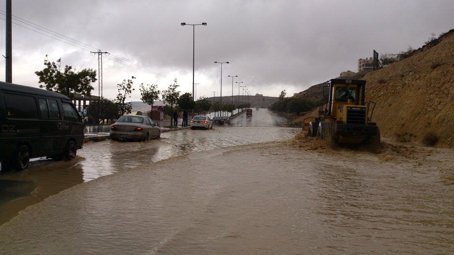 جرش: اخلاء القاطنين قرب الاودية ومجاري