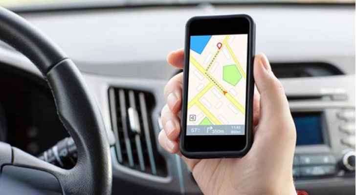 الحكومة تمهل سائقي التطبيقات الذكية أسبوعا