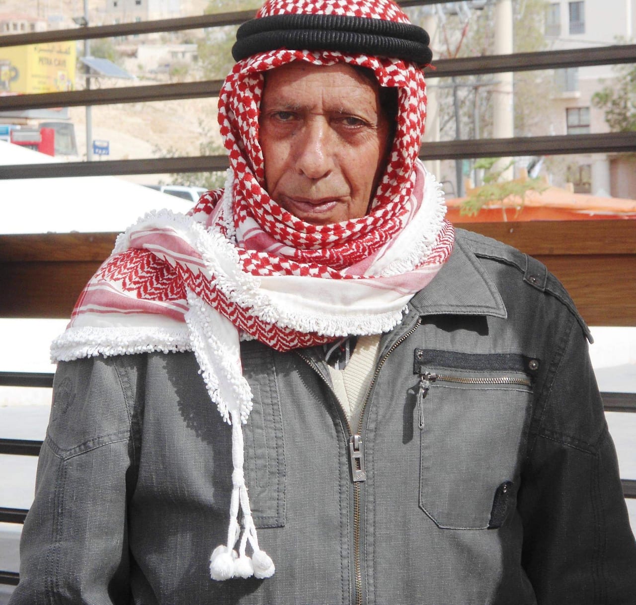 الموت يغيب عمدة أدلاء السياحة في