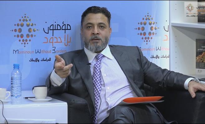 «مؤمنون بلا حدود» تجمد عضوية يونس