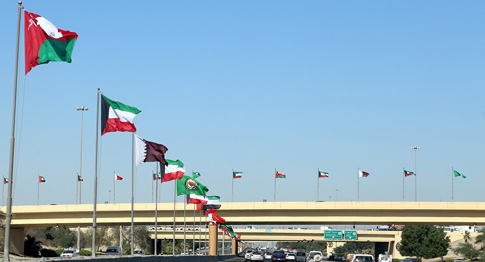 الكويت: قطر ستشارك في قمة مجلس