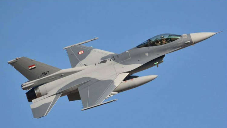 العراق يعلن تنفيذه ضربات جوية داخل