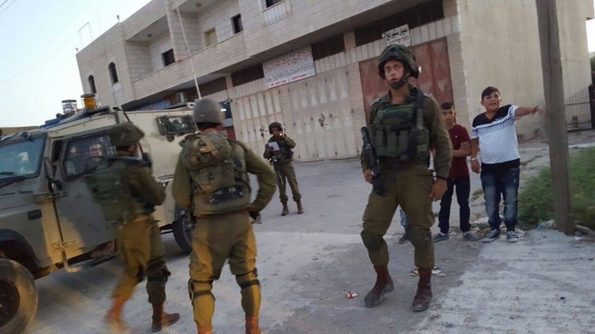 «إسرائيل» تعتقل 900 طفل فلسطيني بـ