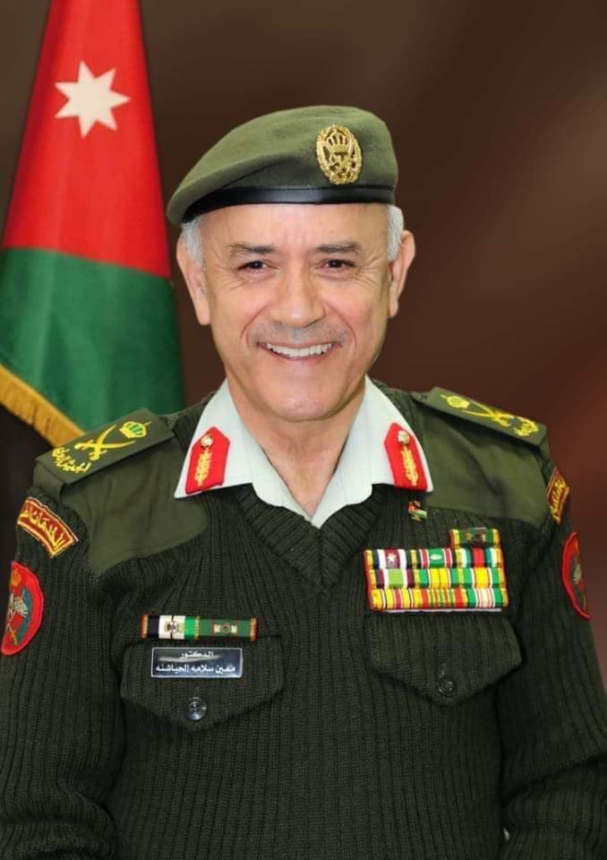 الصمادي يهنئ الفريق الحباشنة