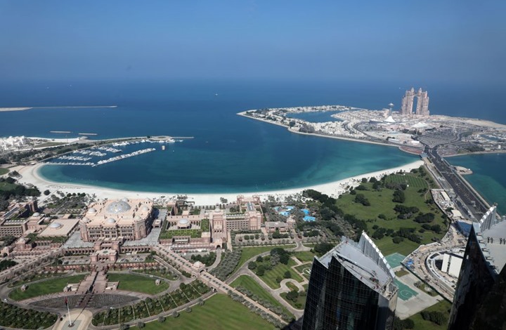 مغربية في الإمارات.. قتلت صديقها وقدمته