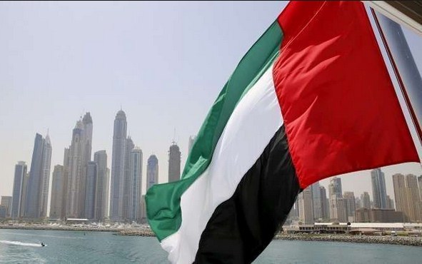 الإمارات تمنح الإقامة للمستثمرين والكفاءات
