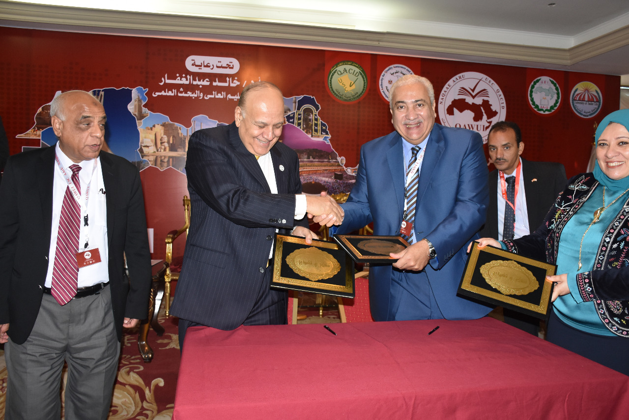 امين عام اتحاد الجامعات العربية يدعو