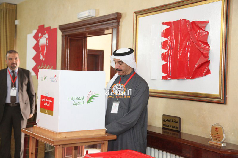 بحرينينون يقترعون في الأردن (صور)